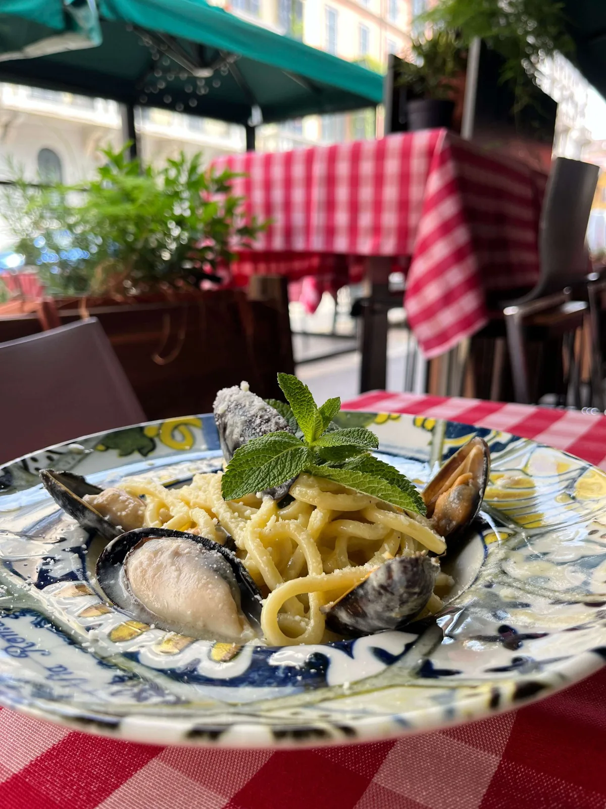 Tonnarelli freschi con cozze, pecorino e limone